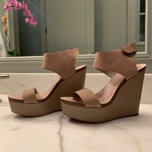 Vince Camuto Wedges